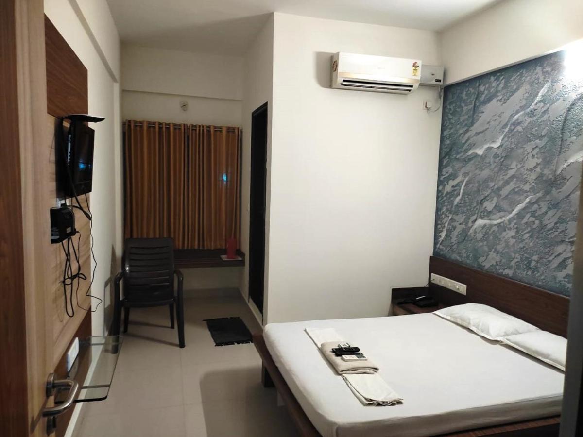 Hotel Radha Pangala Dış mekan fotoğraf