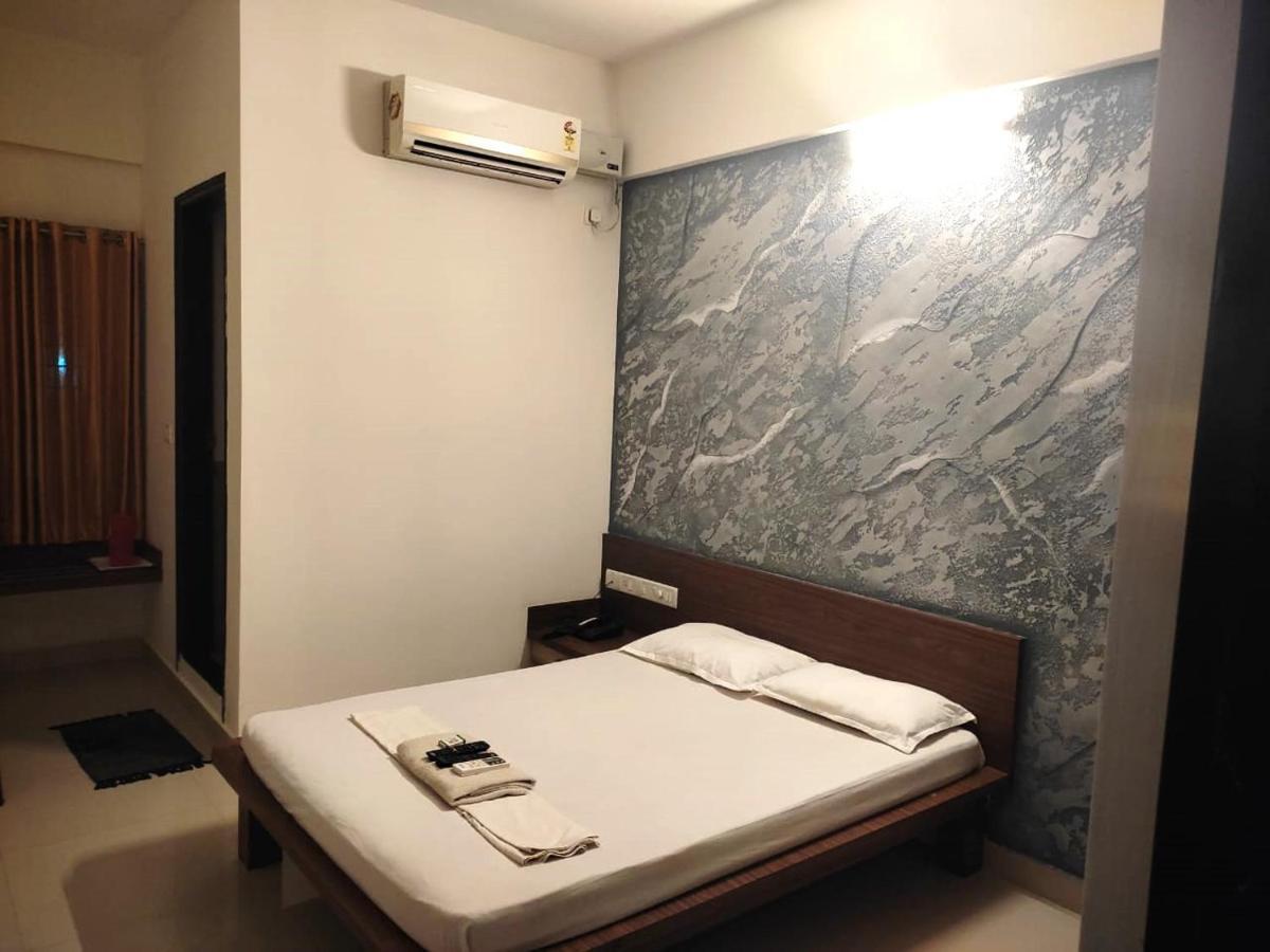 Hotel Radha Pangala Dış mekan fotoğraf