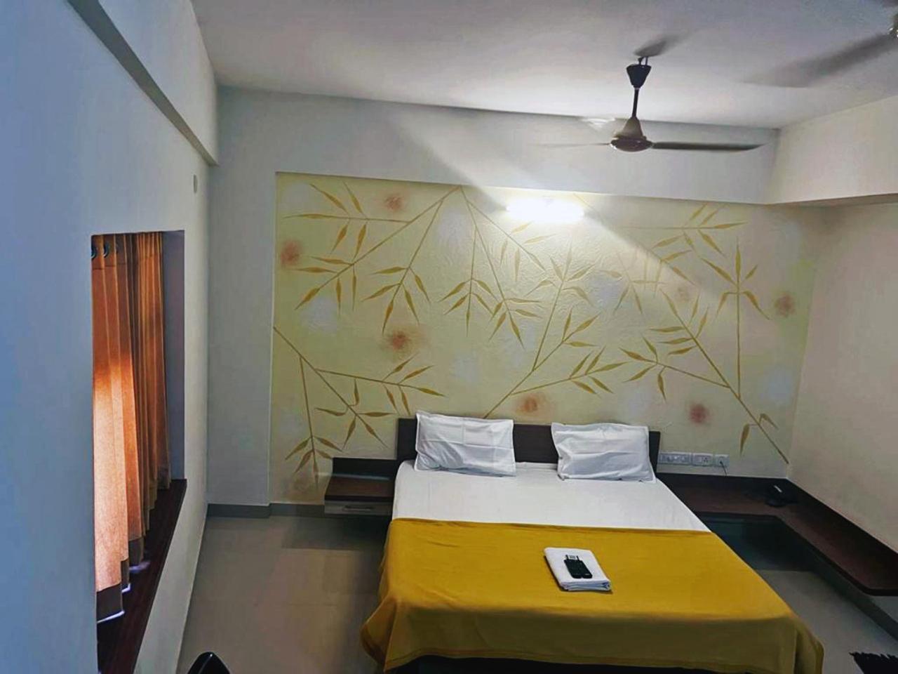 Hotel Radha Pangala Dış mekan fotoğraf