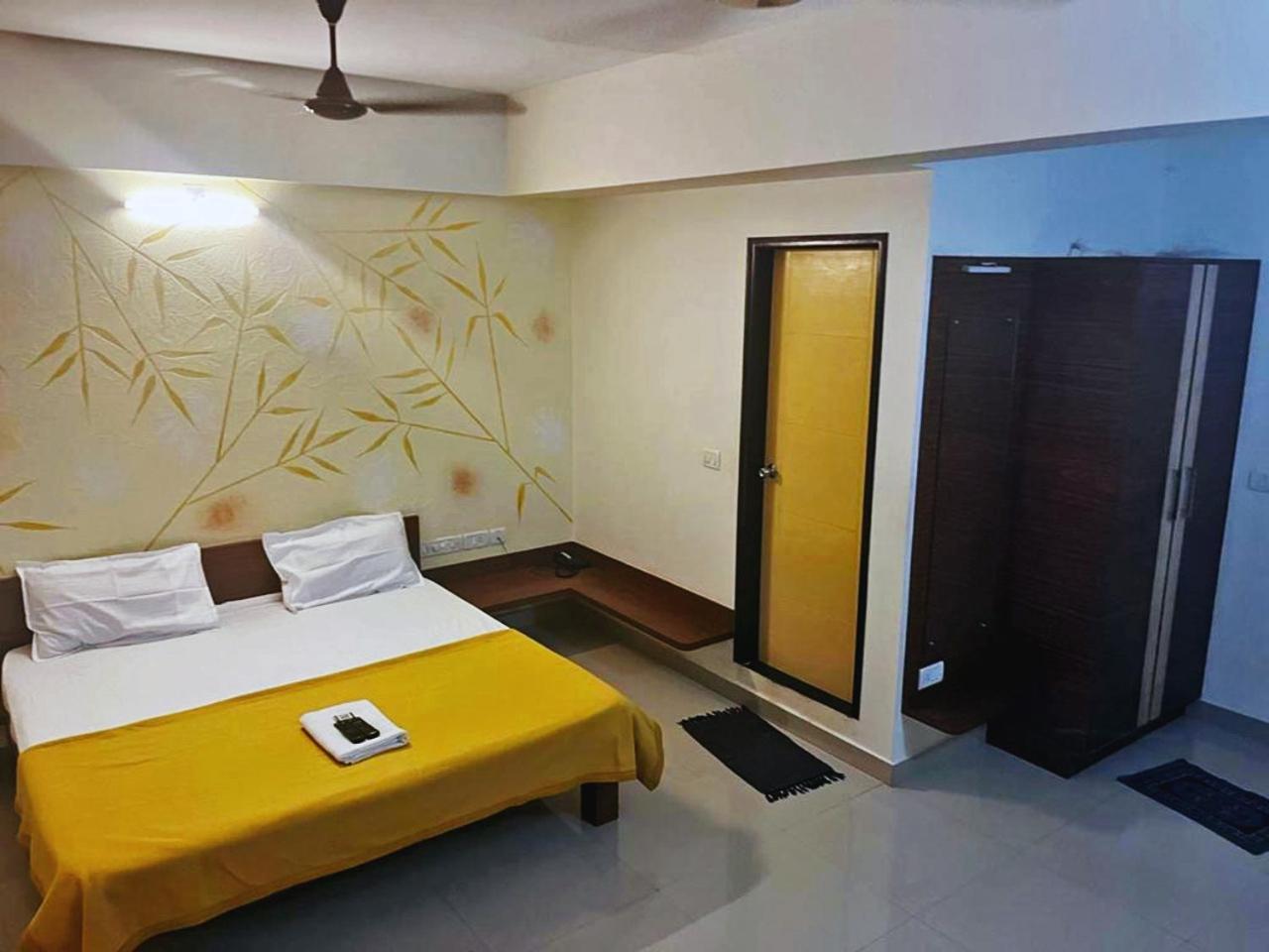 Hotel Radha Pangala Dış mekan fotoğraf
